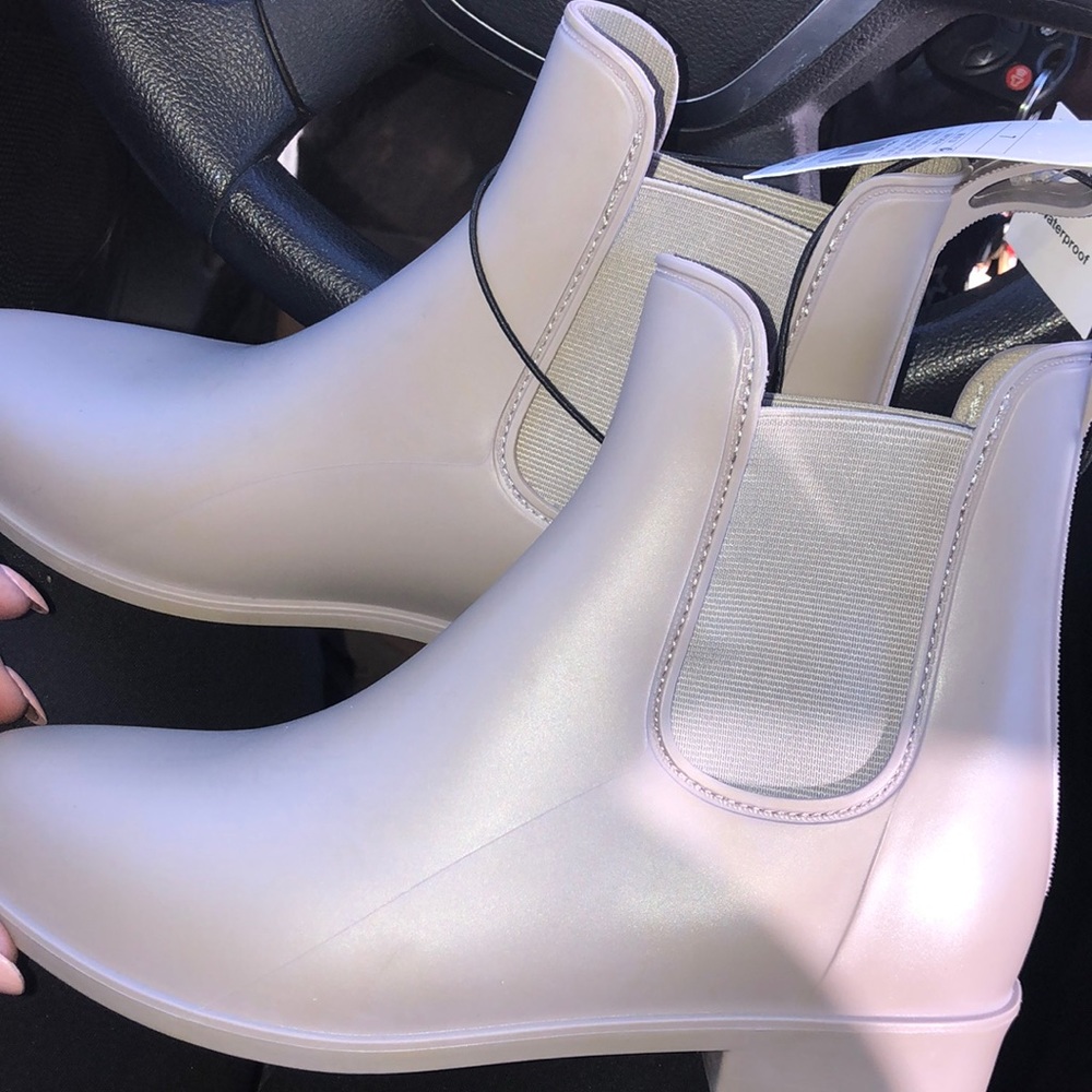Booties size 7